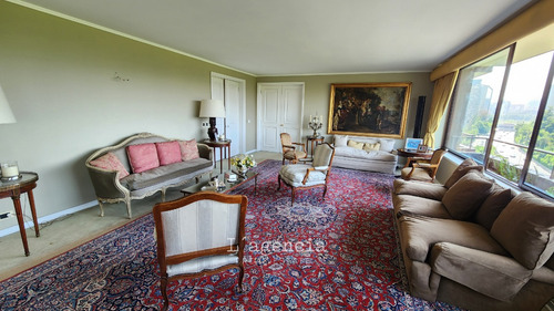 Piso Completo - Cg Los Leones - Vista Insuperable