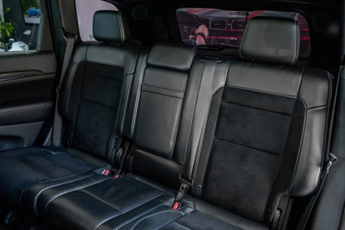Imagen 15 de 15 de Jeep Grand Cherokee 6.4 Srt Atx 465hp At