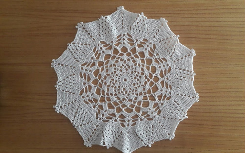 Carpeta Centro De Mesa / Deco -tejida Al Crochet - 38 Cm 