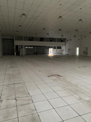 Salas Comerciais - Ref: L37936