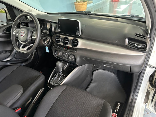 Fiat Cronos 1.8 Drive 16v Flex Aut. 4p