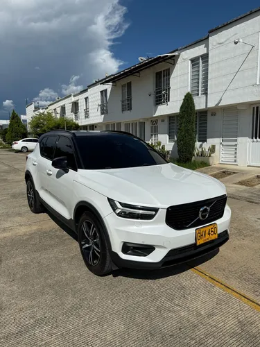 Volvo XC40 2.0 T5 Awd R-design