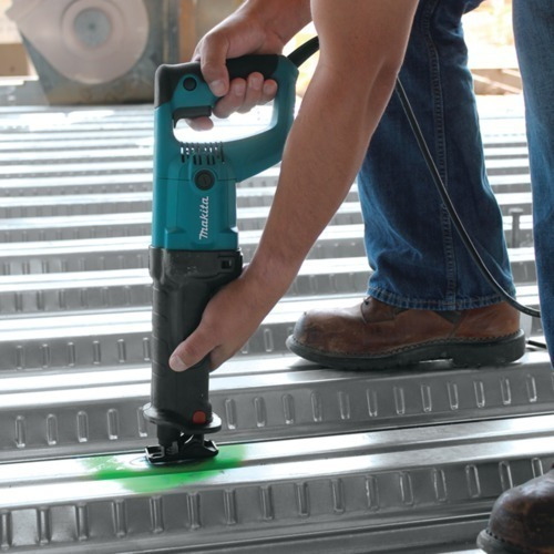Sierra de sable Makita 3050t, 1010 W, 110 V o 220 V, color verde