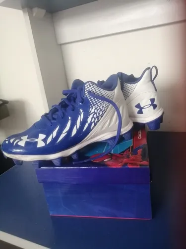 Zapatos de futbol clearance under armour mercadolibre peru