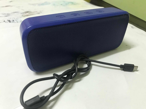 Parlante Portátil Bluetooth Insignia (poco Uso)