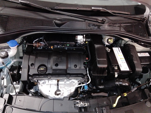 Imagen 11 de 16 de Citroen C4 Cactus 1.6 Vti 115 Feel