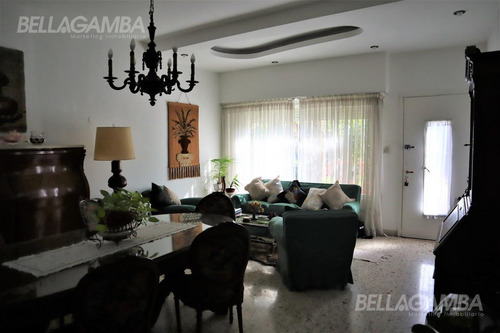 Imagen 3 de 26 de Ph Con Ubicacion Estrategica - Garage - Gran Terraza Con Parrilla