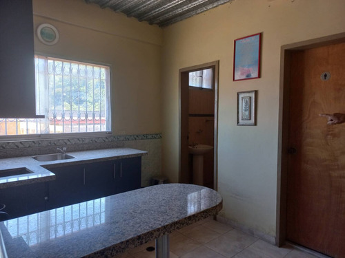 182098 Am* Venta Galpon, Zona Industrial Santa Rosa, Puerto Cabello