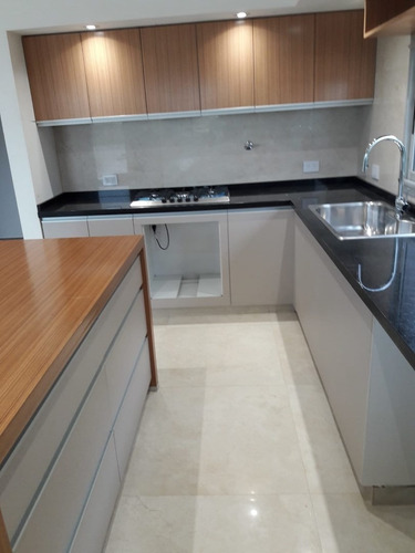 Imagen 7 de 16 de Casa En Venta En Puertos Del Lago, Escobar, G.b.a. Zona Norte
