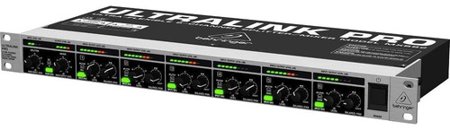 Distribuidor De Áudio Ultralink Mx882 - Behringer