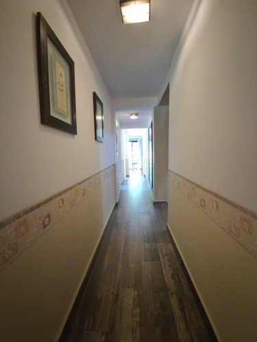 Casa | Amb | 4 Dorm | 400 M2 | Lote 800 M2