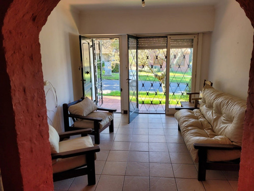 Imagen 6 de 13 de Chalet En Ph 4 Ambientes Con Garage En Venta En Mar Del Plata