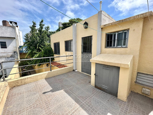 Va1737/1 Venta Casa , 3 Dorm Pocitos