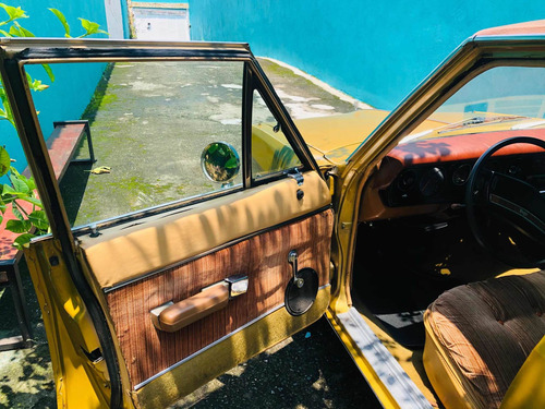 Imagem 6 de 11 de Chrysler Le Baron