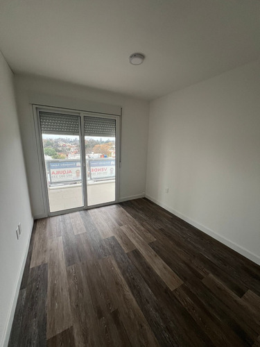 Venta Departamento 1 Dormitorio En Centro De Atlántida