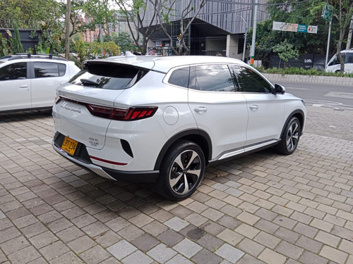Imagen 6 de 12 de Byd Song Plus Hibrida