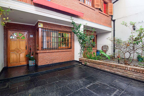 Imagen 26 de 29 de Hermoso Duplex - Máster Suite 2 Dormitorios - Jardín - Parrilla - Pileta - Playroom - Cochera - Villa Urquiza