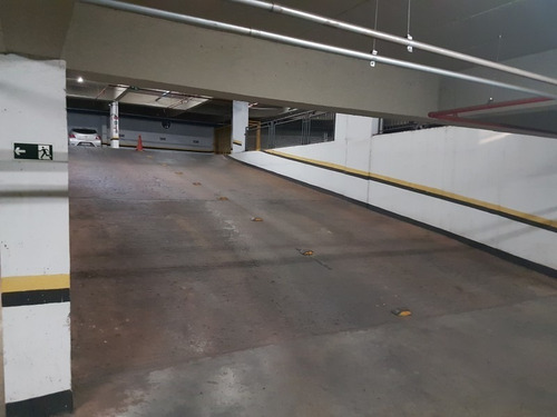Imagem 8 de 14 de Vendo Sala Com Vaga, 27m2, R$180.000,00, Setor De Autarquias - S933