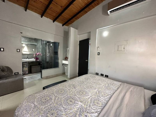 Townhouse Moderno En Villa La Fontana Socc