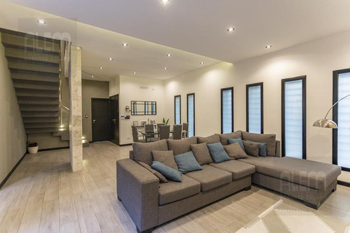 Imagen 4 de 30 de Hermosa Casa Casi A Estrenar - Lomas De Zamora Oeste
