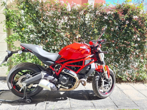 Ducati Monster 797
