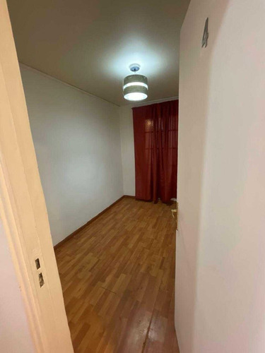 Amplia Casa En Arriendo (80084)