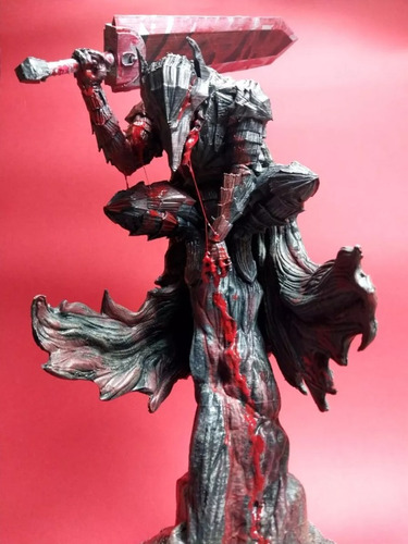 Berserk - Guts Figura Con Armadura Berserk - 40 Centímetros