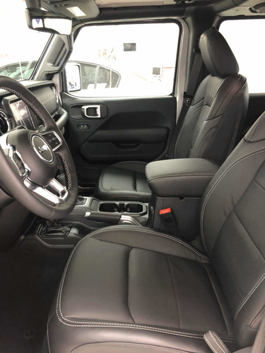 Imagen 10 de 13 de Jeep Wrangler 2021 3.7 Unlimited Sahara 3.6 4x4 At