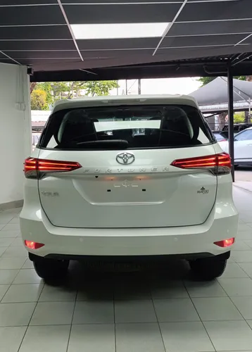 Toyota Fortuner Dubai Vx.r