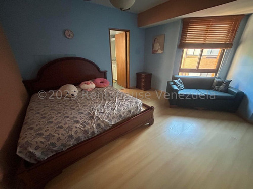Se Vende Apartamento En Lomas De Las Mercedes Mls #25-11129