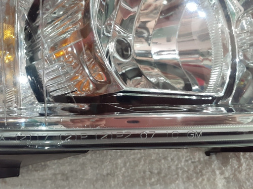 Faro Chevrolet Silverado 2008/2016 Marca Tyc Par