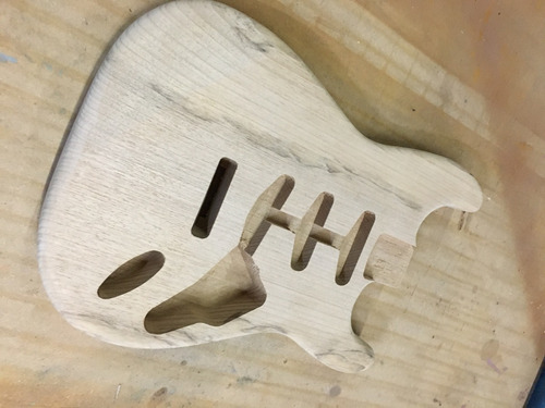 Corpo Guitarra Modelo Strato Em Freijo