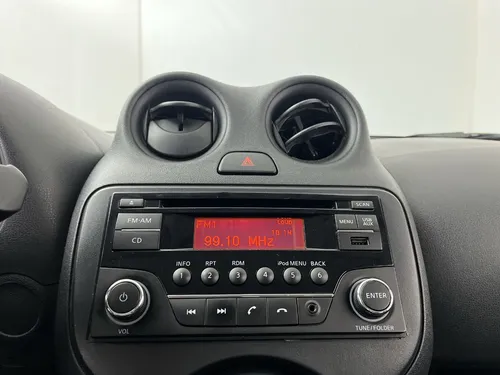 Nissan Versa DRIVE 1.6 AUT