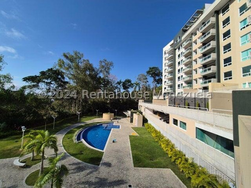 Apartamento En Venta En La Lagunita Country Club                        24-24704