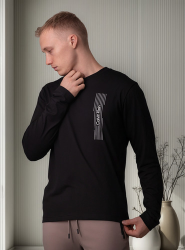 Polera Ls Horizontal Logo Negro Calvin Klein