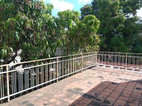 Jl/ ¡el Espacio Perfecto Para Tu Hogar! Casa En Venta Centro-este. Barquisimeto Lara, Venezuela/ José López/ # 23-16935