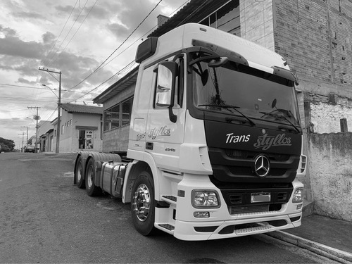 Imagem 4 de 11 de Mercedes Bens Actros 2646
