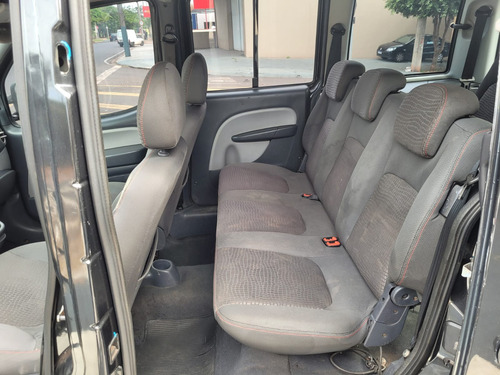 Fiat Doblo 1.8 16v Adventure Xingu Flex 5p