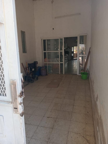 Venta Casa Ciudad De La Rioja. 3 Dor, 2 Baños Barrio Mis Montañas