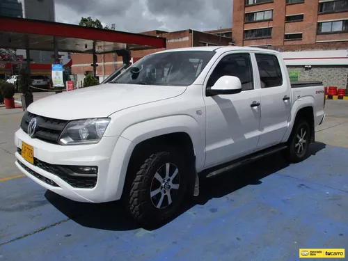 Volkswagen Amarok TRENDLINE 4X4 2000CC MT AA