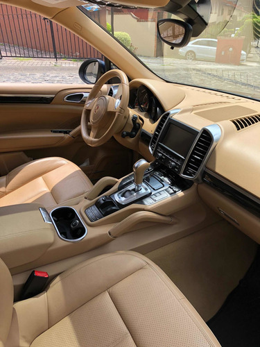 Imagen 10 de 11 de Porsche Cayenne 2011 3.6 V6 Tiptronic At