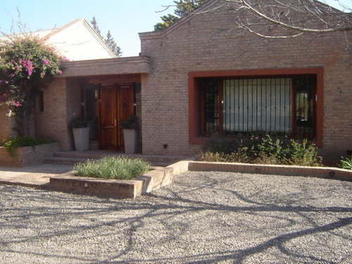 Imagen 2 de 30 de Casa En Venta Villa Allende Golf