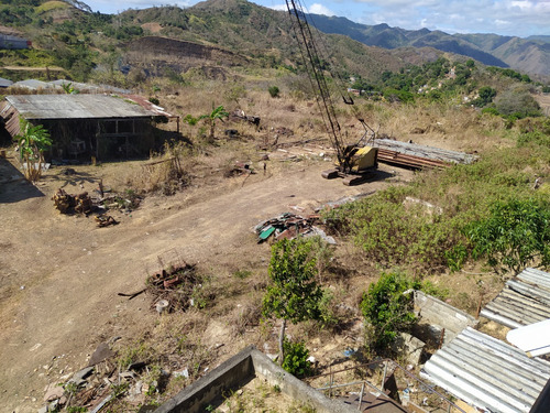 Excelente Terreno En Zona Industrial Vía El Rodeo!!