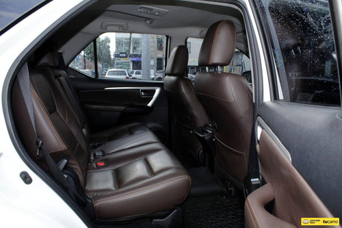 Toyota Fortuner Street Euro Iv
