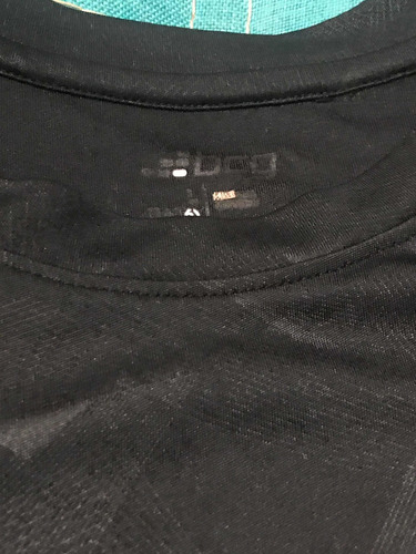 Playera Deportiva Negra Para Niño Talla 14 A 16 (Usado)