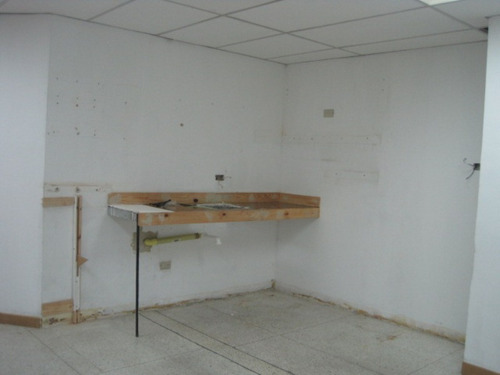 Imagen 3 de 15 de Alquiler Oficina Ubicada En La Campiña. Consta De 94m2