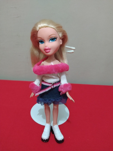 Boneca Antiga Bratz