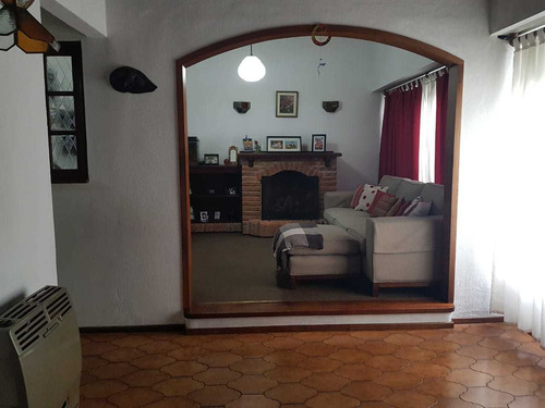Casa En Venta En El Palomar