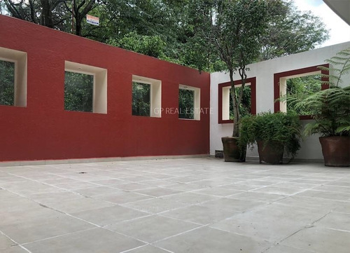 Bosques De Las Lomas De Arq. De Renombre. Casa Con Terrazas