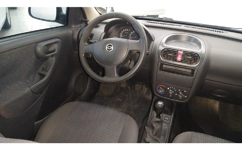 Imagem 7 de 8 de Chevrolet Corsa 1.4 Mpfi Maxx 8v Flex 4p Manual